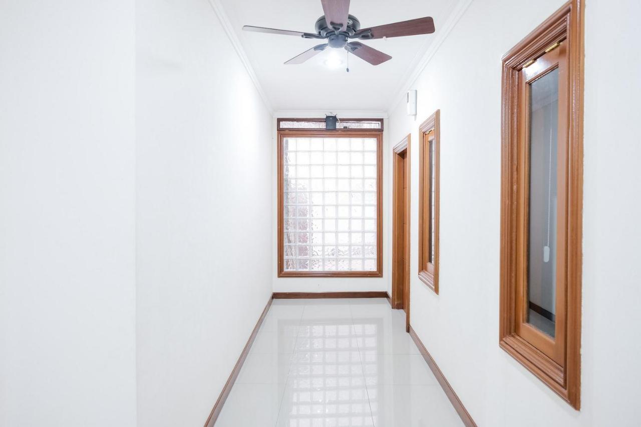 Wisma Delapan Mitra Reddoorz Cakarta Dış mekan fotoğraf