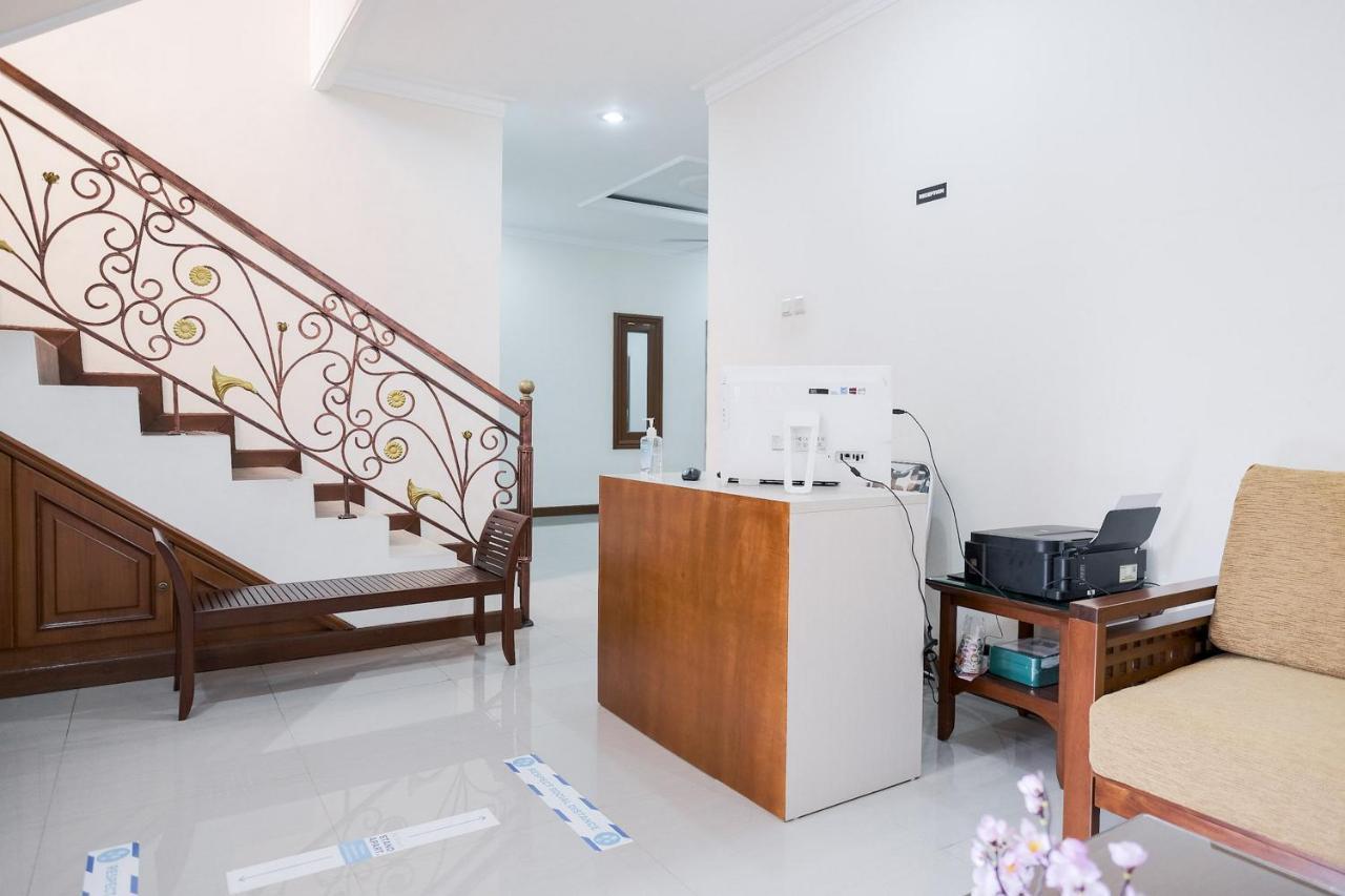 Wisma Delapan Mitra Reddoorz Cakarta Dış mekan fotoğraf
