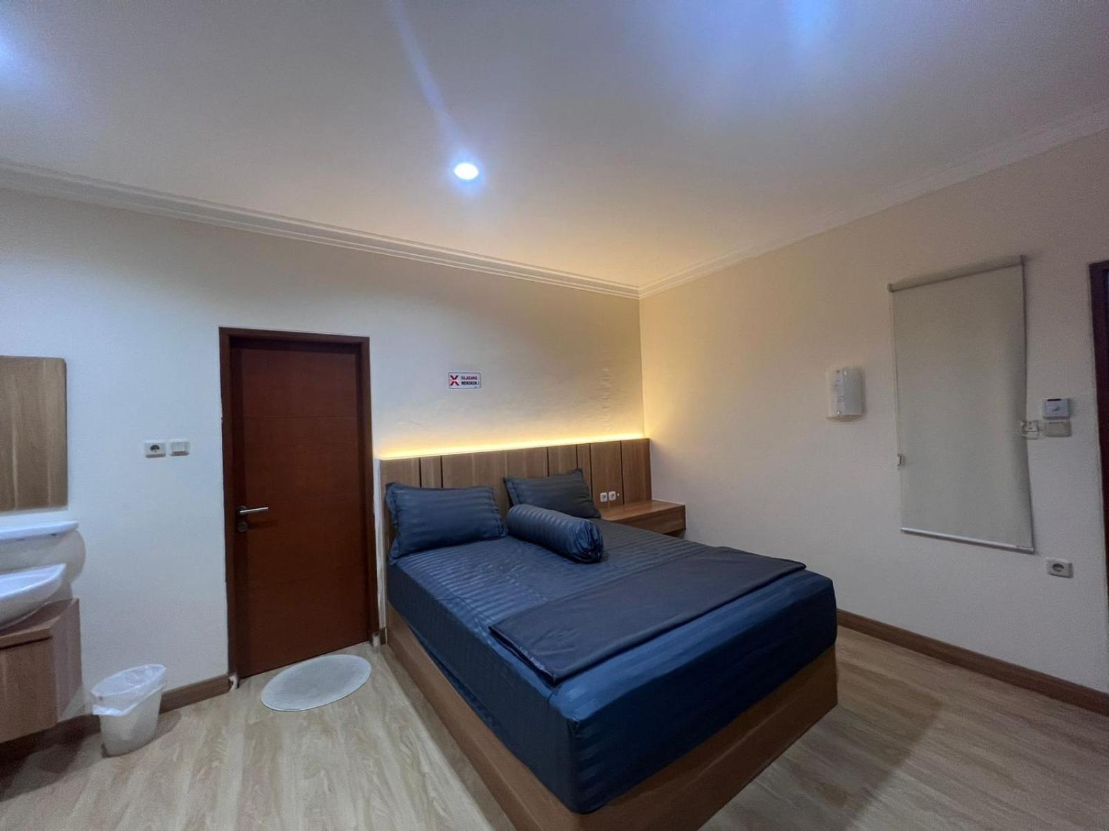 Wisma Delapan Mitra Reddoorz Cakarta Dış mekan fotoğraf